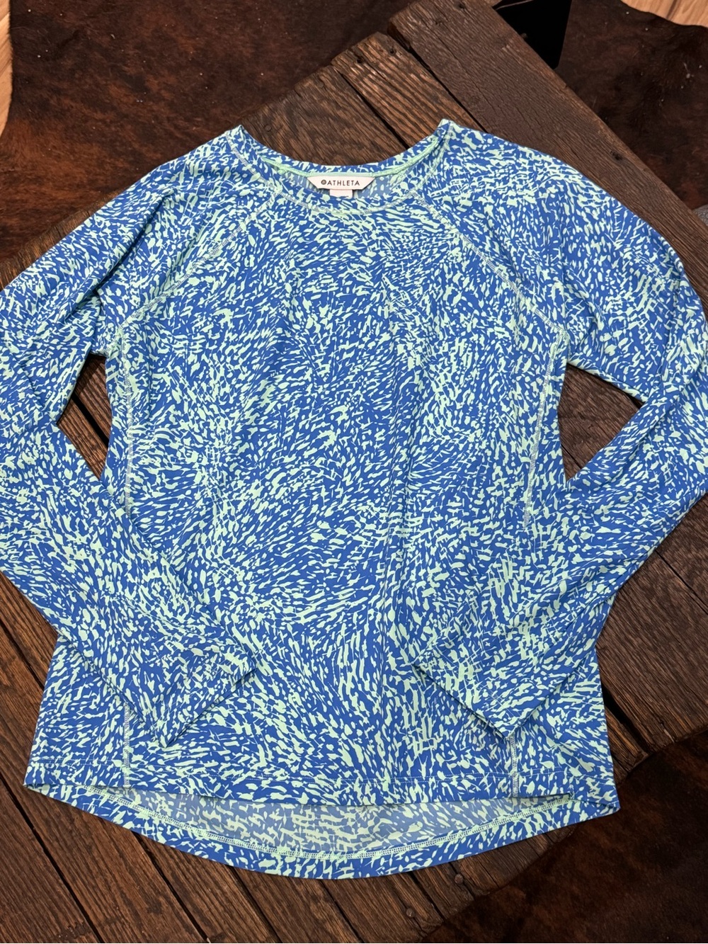 Athleta Blue Green Printed Long-Sleeve UPF Womens Top Shirt